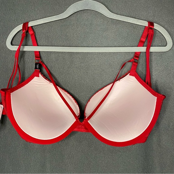 Victoria’s Secret Red Push-Up Bra - Picture 3 of 3